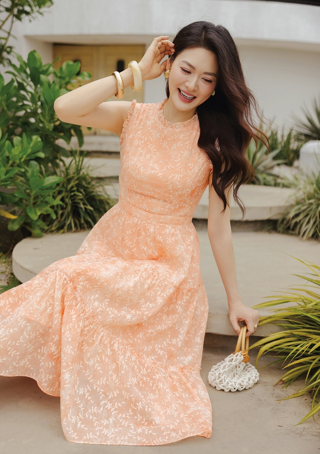 Váy họa tiết đẹp cho mùa hè 2026: Thời trang Rạng rỡ dưới nắng - Ảnh 2.