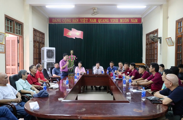 VĐV L&agrave;o mang 'chiến m&atilde;' 15.000 USD tham gia Ng&agrave;y hội đạp xe V&igrave; h&ograve;a b&igrave;nh- Ảnh 1.