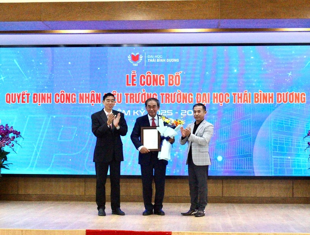 Trường ĐH Thái Bình Dương kiện toàn lãnh đạo, ký kết hợp tác doanh nghiệp - Ảnh 1.