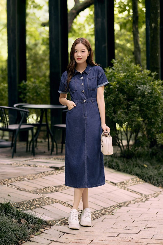 Áo cổ đức chuyên nghiệp cho quý cô công sở- Ảnh 1.