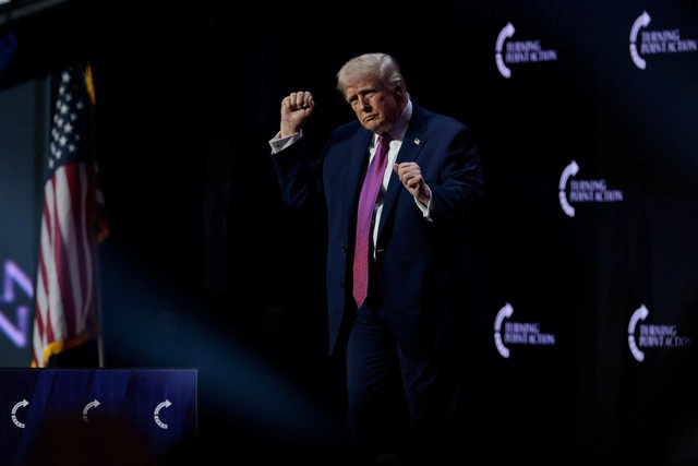 &Ocirc;ng Trump n&oacute;i sẽ đưa uranium của Iran sang Mỹ, Tehran b&aacute;c bỏ - Ảnh 1.