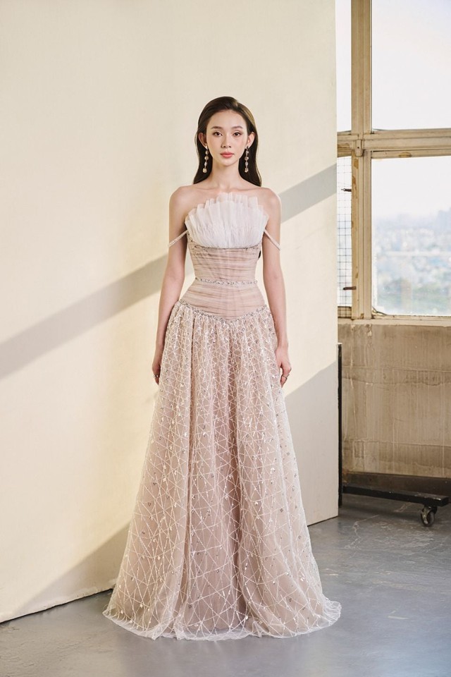 Những kiểu chân váy lưới thời thượng khuấy động xu hướng mùa này- Ảnh 4.