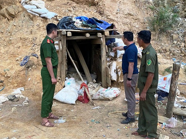 Đ&agrave; Nẵng: Đột k&iacute;ch 'điểm n&oacute;ng' khai th&aacute;c v&agrave;ng tr&aacute;i ph&eacute;p chỉ hoạt động v&agrave;o ban đ&ecirc;m- Ảnh 1.