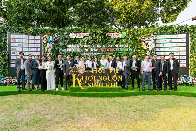 86 đối t&aacute;c ph&acirc;n phối chiến lược hội tụ, The Royal khởi động Five Star Eco City - Ảnh 1.