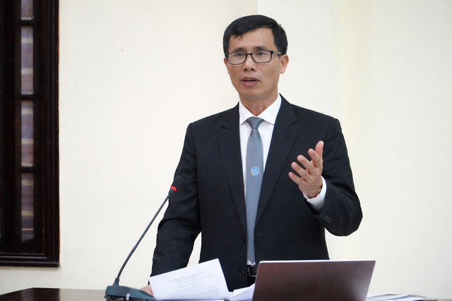 UBND cấp x&atilde; tước chứng chỉ h&agrave;nh nghề luật sư, &lsquo;chỏi&rsquo; với luật Luật sư?- Ảnh 1.