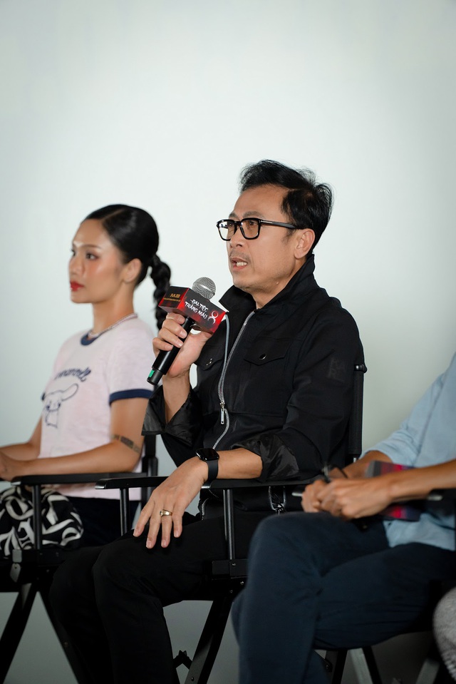 Vân Sơn nói gì khi làm chồng Lê Khánh trên màn ảnh rộng? - Ảnh 2.