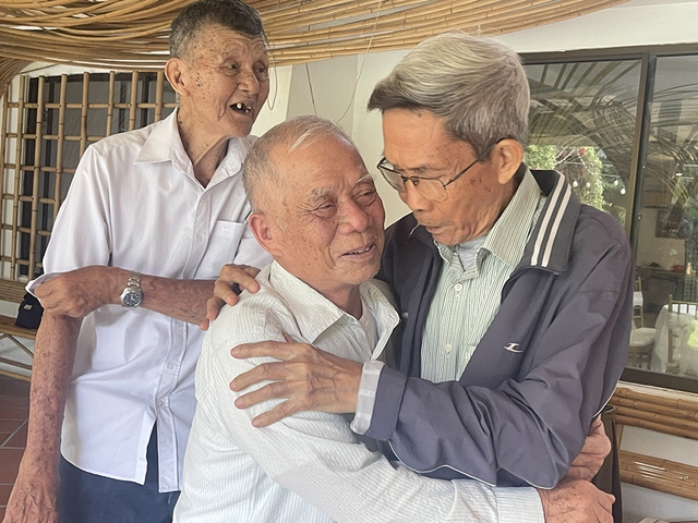 Cựu t&ugrave; ch&iacute;nh trị C&ocirc;n Đảo  - Ảnh 1.