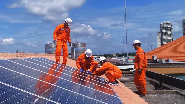 Lấp l&aacute;nh &aacute;nh s&aacute;ng cổ t&iacute;ch nhiệm m&agrave;u của tuổi thơ t&ocirc;i - Ảnh 3.