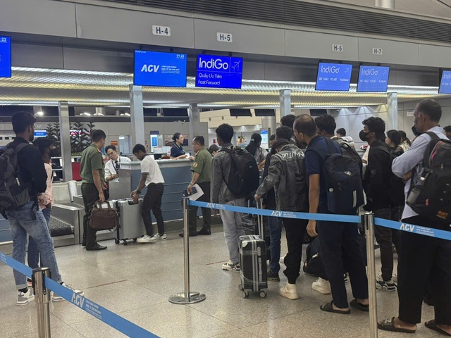  Trục xuất 47 người nước ngoài vi phạm quy định cư trú - Ảnh 2.