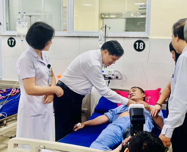 Sơn La thiếu hụt cả ngàn nhân lực y tế- Ảnh 1.