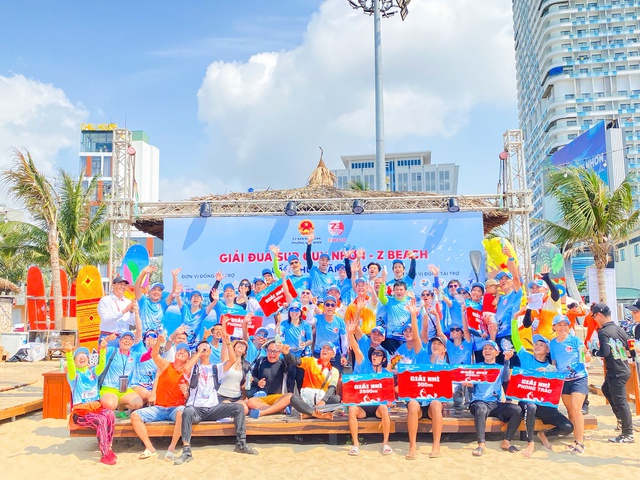 Phố biển Quy Nhơn sặc sỡ sắc m&agrave;u trong giải đua thuyền sup- Ảnh 18.