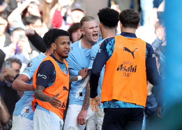 Haaland gi&uacute;p Man City đ&aacute;nh bại Arsenal trận 'chung kết m&ugrave;a', Liverpool gi&agrave;nh 3 điểm ph&uacute;t 100- Ảnh 4.