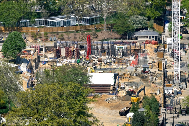 Ph&ograve;ng khi&ecirc;u vũ Nh&agrave; Trắng v&agrave; những dự &aacute;n lớn của Tổng thống Trump năm 2026 - Ảnh 1.