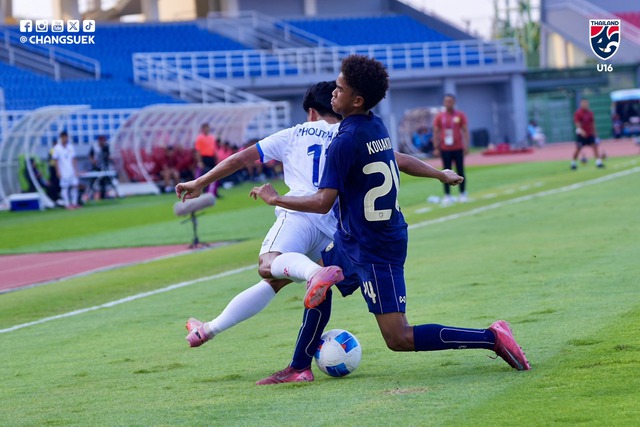 HLV U.17 Th&aacute;i Lan ph&aacute;t ng&ocirc;n g&acirc;y tranh c&atilde;i sau khi từ chức, h&eacute; lộ th&ocirc;ng tin bất ngờ- Ảnh 1.