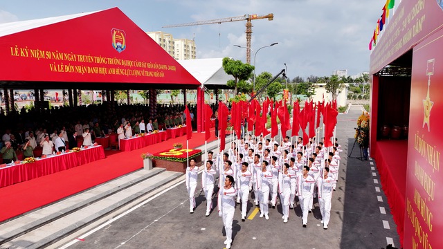 Trường ĐH Cảnh s&aacute;t nh&acirc;n d&acirc;n nhận danh hiệu Anh h&ugrave;ng Lực lượng vũ trang nh&acirc;n d&acirc;n - Ảnh 6.