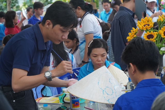 Tưng bừng Ng&agrave;y s&aacute;ch v&agrave; văn h&oacute;a đọc Việt Nam tại Đường s&aacute;ch Thủ Đức- Ảnh 2.