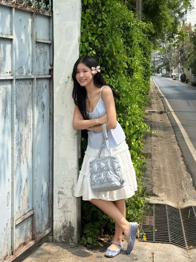 Muốn tôn dáng và nổi bật hơn nàng đừng bỏ qua chân váy xếp tầng  - Ảnh 3.