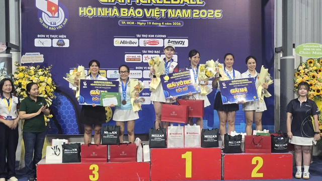 Đ&ocirc;i nữ B&aacute;o Thanh Ni&ecirc;n đoạt HCĐ giải pickleball Hội Nh&agrave; b&aacute;o Việt Nam- Ảnh 4.