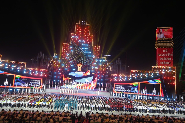 Tưng bừng khai mạc Đại hội TDTT TP.HCM 2026: 'Vươn cao c&ugrave;ng th&agrave;nh phố'- Ảnh 1.