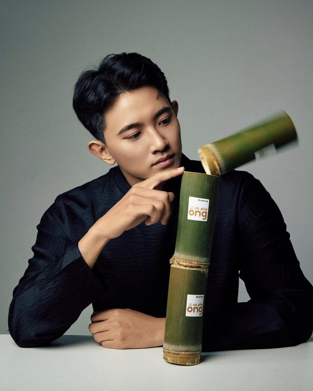 Dệt chiếu làng thành túi thời trang: Nhóm gen Z biến di sản thành xu hướng hot- Ảnh 1.