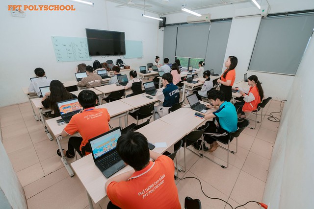 Olympic To&aacute;n học trẻ Việt Nam: H&agrave;nh tr&igrave;nh nu&ocirc;i dưỡng tư duy từ trải nghiệm thực tiễn - Ảnh 2.