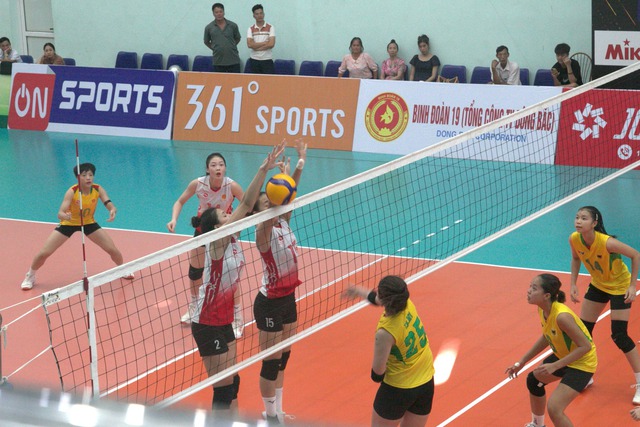 Ngoại binh Trung Quốc bất ngờ đ&ocirc;ng &aacute;p đảo tại giải b&oacute;ng chuyền v&ocirc; địch quốc gia 2026- Ảnh 1.