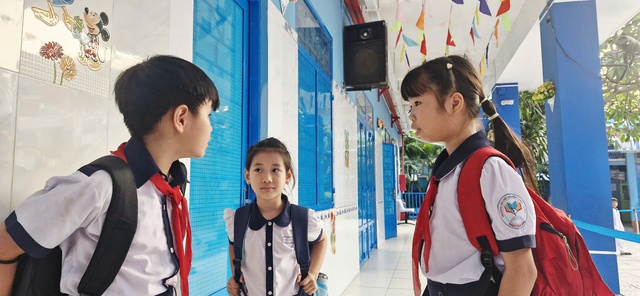 'Ng&ocirc;i nh&agrave; ma' giữa trường tiểu học: Rợn người khi v&agrave;o, tỉnh t&aacute;o khi bước ra - Ảnh 3.