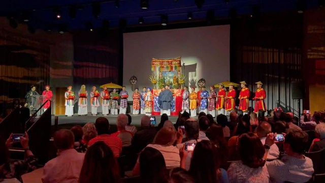 Việt Nam đang ở thời điểm mang t&iacute;nh bước ngoặt- Ảnh 2.