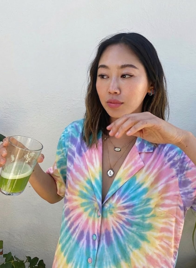 Trang phục loang màu mang luồng gió mới cho phong cách đời thường - Ảnh 6.