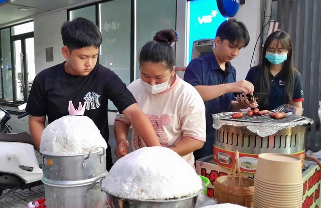 B&iacute; quyết th&agrave;nh c&ocirc;ng với trứng c&uacute;t ủ muối: Từ 300 l&ecirc;n 1.500 Quả mỗi ng&agrave;y - Ảnh 3.