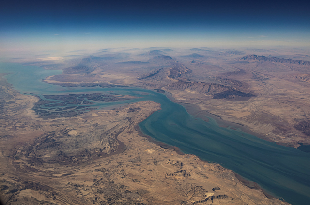 Nga v&agrave; Trung Quốc phản ứng khủng hoảng Eo biển Hormuz 2026 - Ảnh 1.