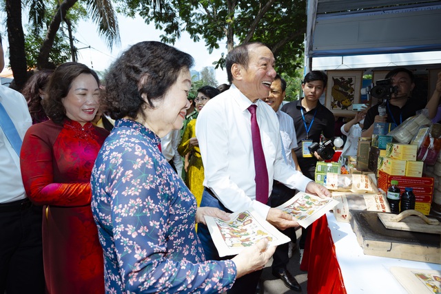 Bộ trưởng Nguyễn Văn H&ugrave;ng: Biến mỗi sự kiện th&agrave;nh cơ hội thu h&uacute;t kh&aacute;ch- Ảnh 3.