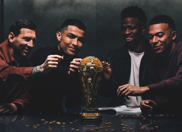 Messi v&agrave; Ronaldo g&acirc;y sốt World Cup- Ảnh 1.