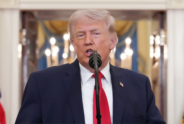 Một người đ&agrave;n &ocirc;ng Mỹ bị bắt với c&aacute;o buộc dọa giết &ocirc;ng Trump - Ảnh 1.