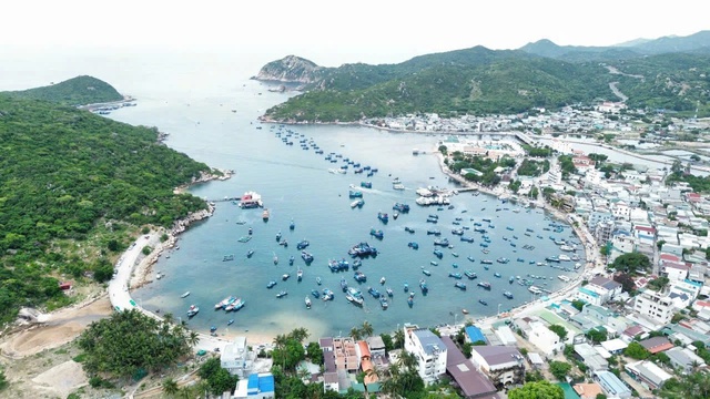 Nức l&ograve;ng giới trẻ Việt: Đất nước lọt top 17 quốc gia đẹp nhất thế giới - Ảnh 2.