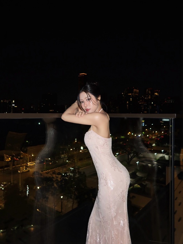 Váy ren và vẻ đẹp ‘nàng thơ’ đang chiếm sóng mùa hè - Ảnh 5.