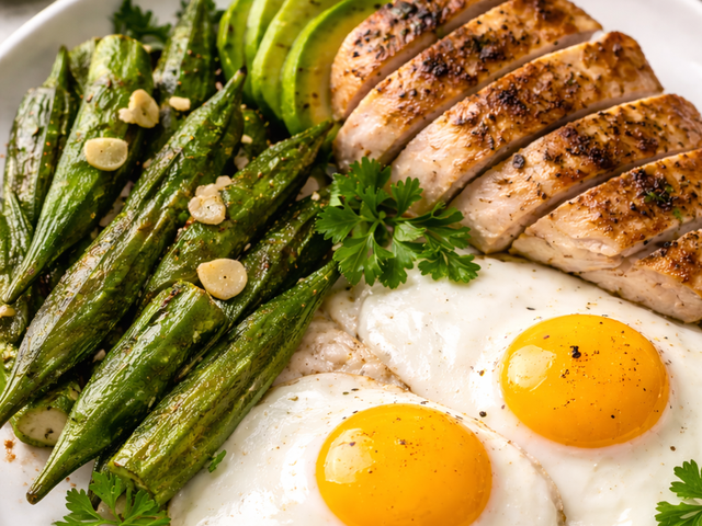 Đậu bắp n&ecirc;n ăn với m&oacute;n n&agrave;o để tăng hiệu quả kiểm so&aacute;t đường huyết? - Ảnh 1.