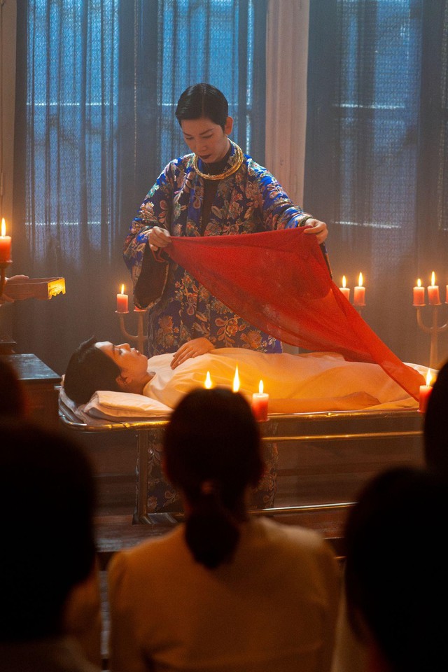 Hình ảnh gây chú ý của Ngọc Trinh và Xuân Lan - Ảnh 2.