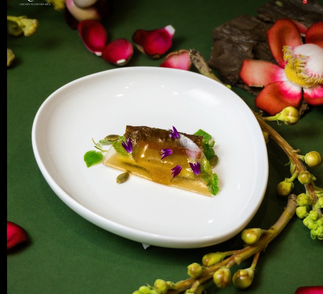 ‘À ơi, chuyện vị chuyện mùa’ - những món ngon thời trân của 2 bếp trưởng- Ảnh 2.