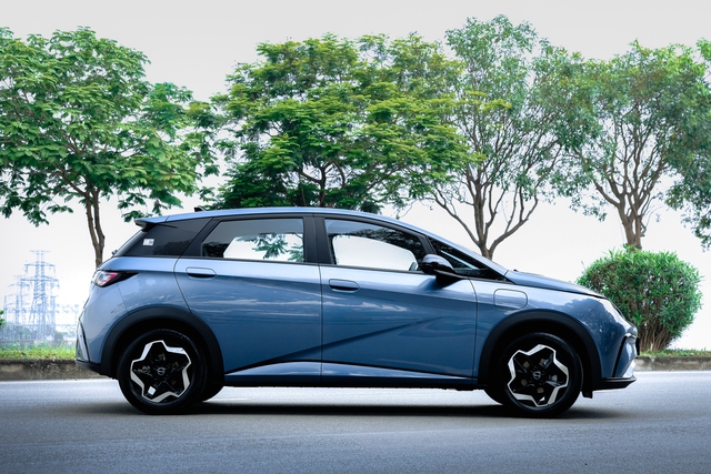 BYD Dolphin 2026 về Việt Nam nhập khẩu từ Th&aacute;i Lan, gi&aacute; từ 499 triệu đồng - Ảnh 4.