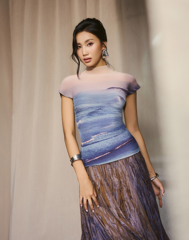 Mùa hè, phối đồ đa năng với áo thun - Ảnh 8.