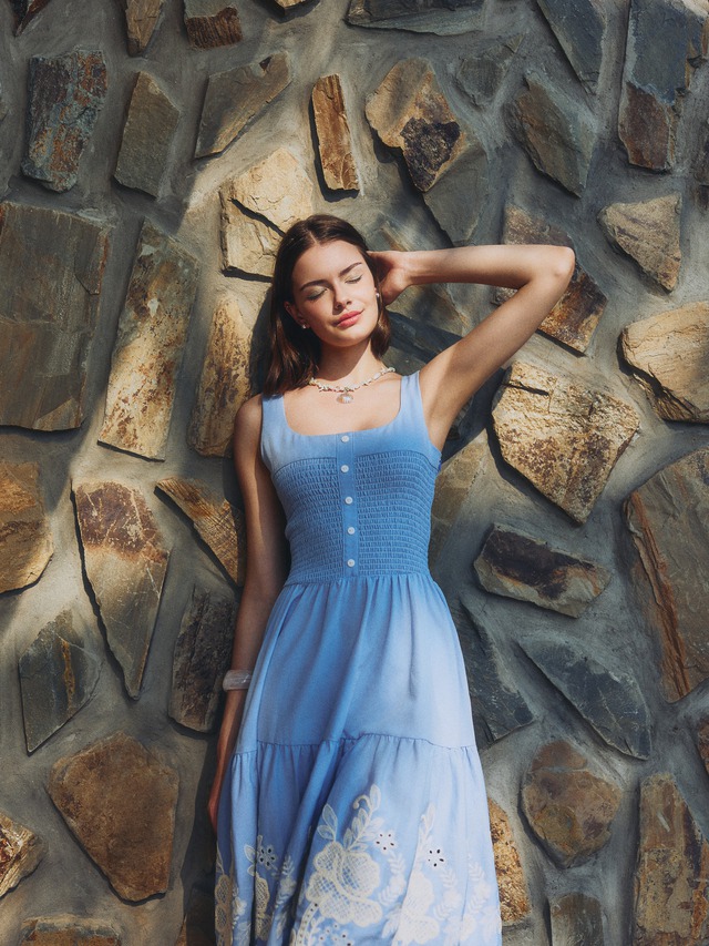 5 Ý tưởng váy đi biển quyến rũ cho mùa hè 2026 đầy phong cách - Ảnh 1.