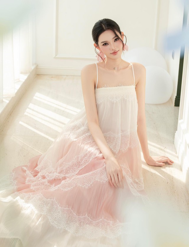 5 Ý tưởng váy đi biển quyến rũ cho mùa hè 2026 đầy phong cách - Ảnh 2.