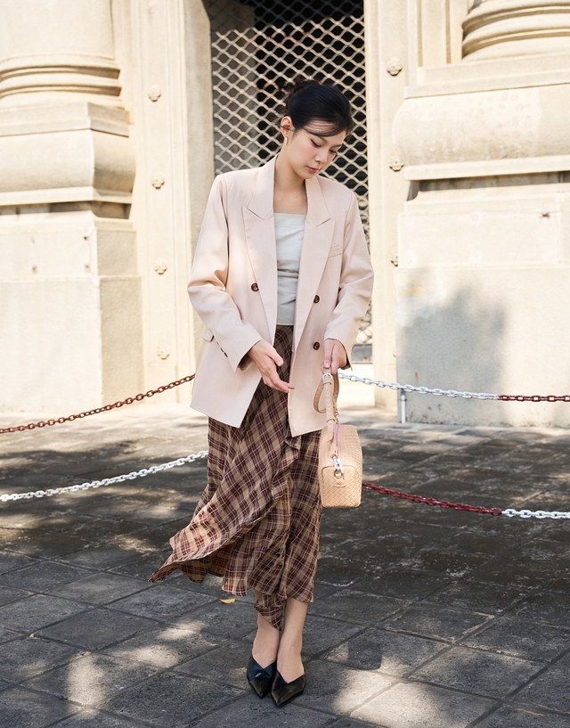 Nâng tầm phong cách cùng bản phối chân váy xòe - Ảnh 8.