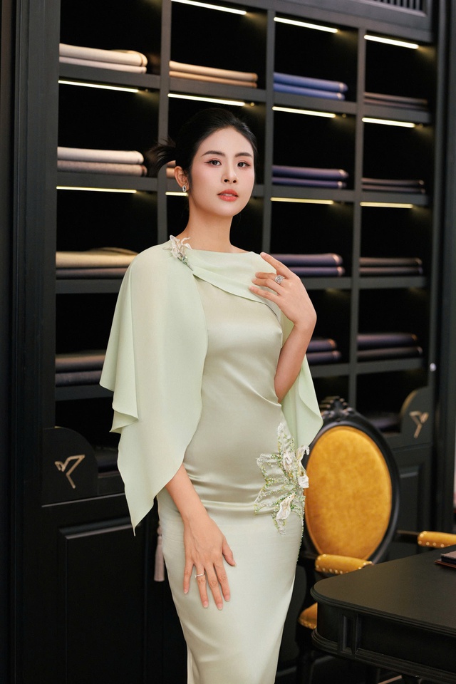 Vợ chồng Bảo Thanh s&aacute;nh đ&ocirc;i, thu h&uacute;t ch&uacute; &yacute; tại sự kiện thời trang - Ảnh 2.