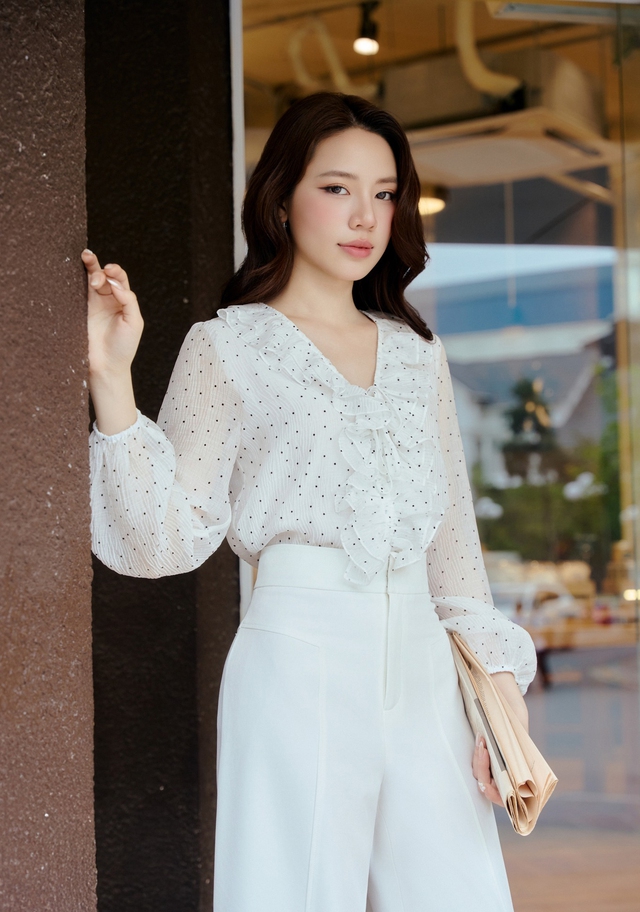 Họa tiết chấm bi: Xu hướng thời trang hè 2026 không thể bỏ lỡ- Ảnh 4.