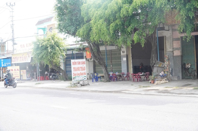 C&ocirc;ng an v&agrave;o cuộc vụ người đ&agrave;n &ocirc;ng h&agrave;nh hung phụ nữ ở Quy Nhơn - Ảnh 2.