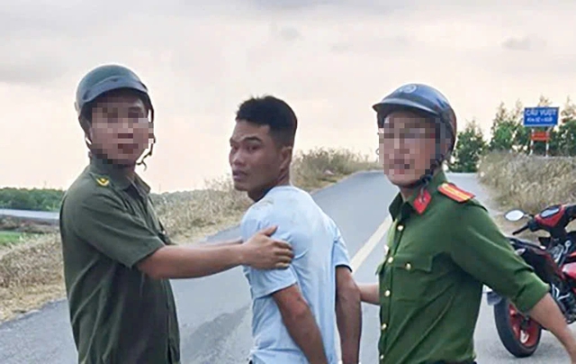 Người đ&agrave;n &ocirc;ng say rượu đ&acirc;m chết vợ rồi &ocirc;m con 9 th&aacute;ng tuổi bỏ trốn - Ảnh 1.