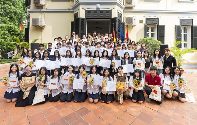 Đại sứ Đức chúc mừng học sinh thi tiếng Đức tại Hà Nội năm 2026 - Ảnh 1.