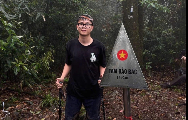 Nam sinh mất t&iacute;ch 37 giờ ở Tam Đảo: 'Cảm ơn c&aacute;c ch&uacute; đ&atilde; cứu ch&aacute;u'- Ảnh 1.